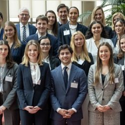 Lire la suite à propos de l’article Prix DJCE CMS Francis Lefebvre : Un tremplin pour les futurs avocats en droit des affaires